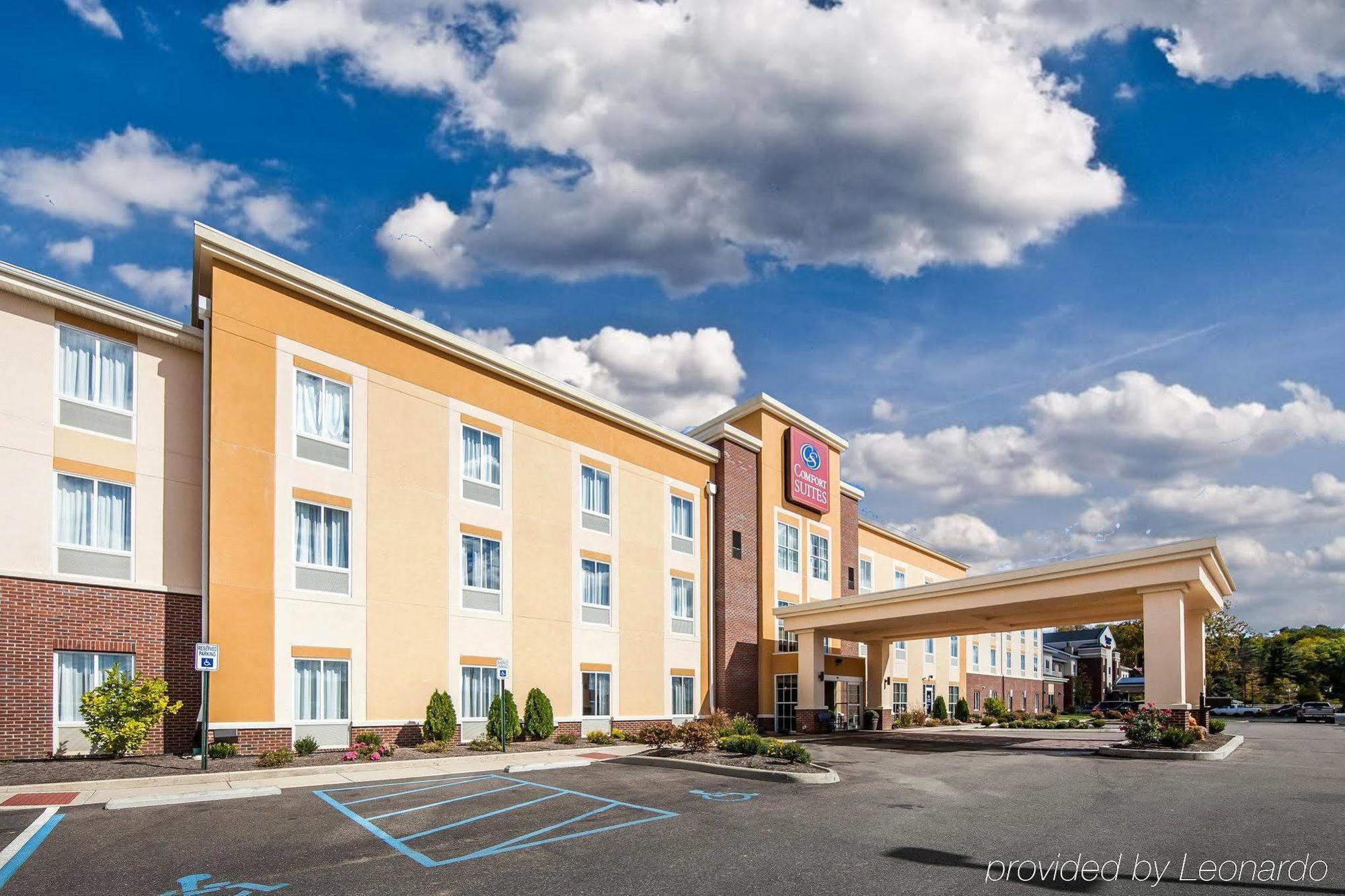 Comfort Suites Marietta-Parkersburg Luaran gambar