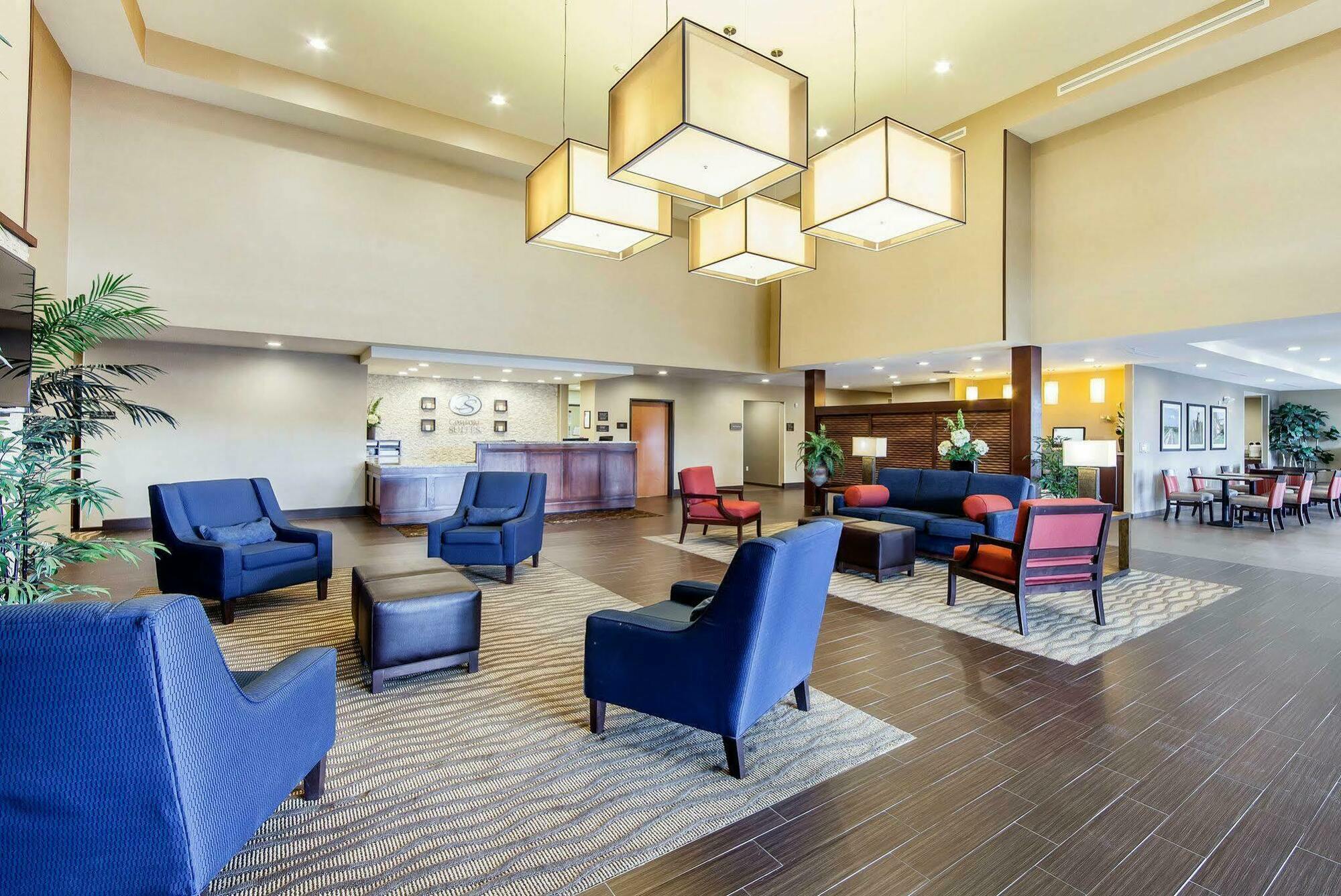 Comfort Suites Marietta-Parkersburg Luaran gambar